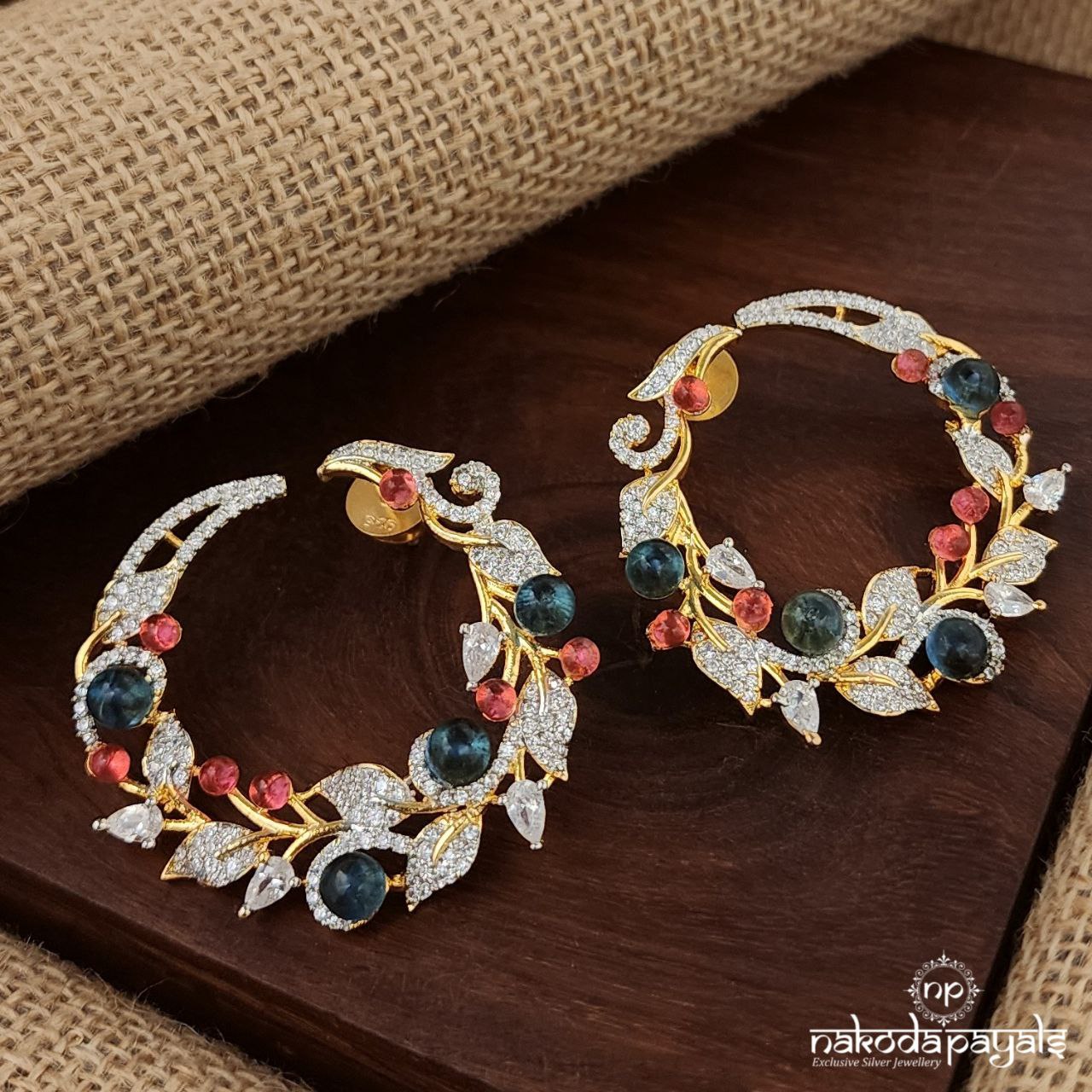 Glided Garden CZ Studs (Ge9601)