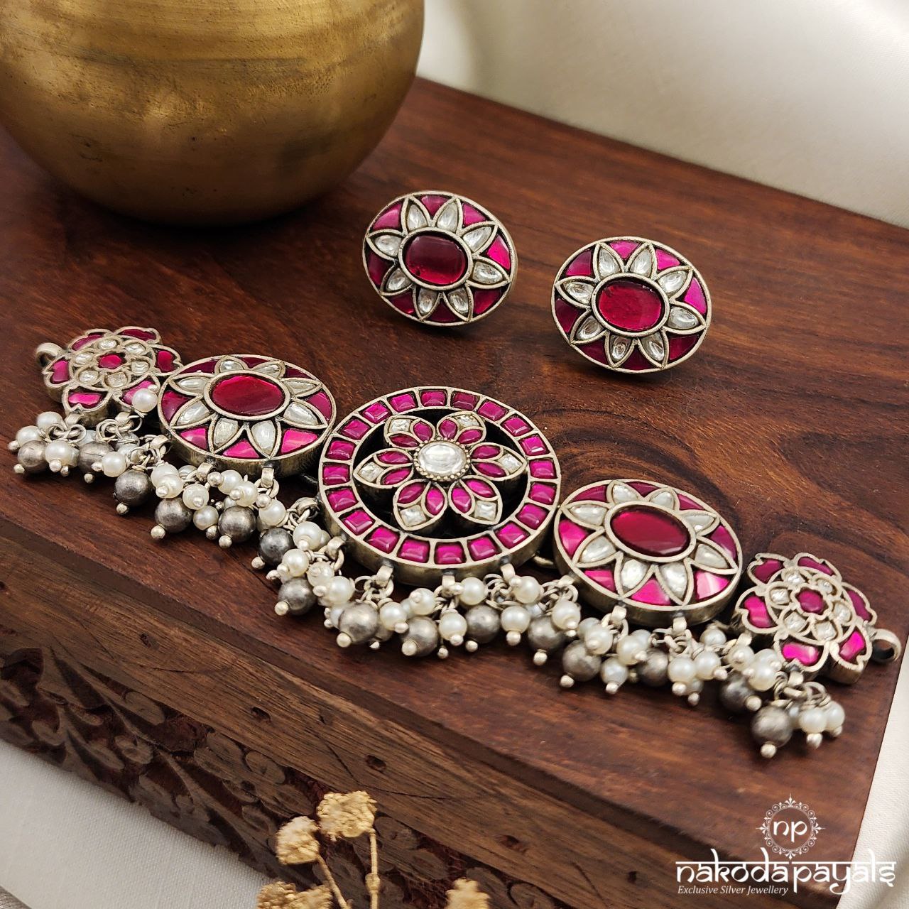 Circular Kundan Choker With Earrings (N10672)