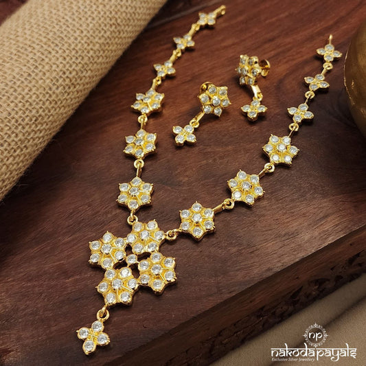 Glitterglow White Neckpiece With Earrings (Gn8620)