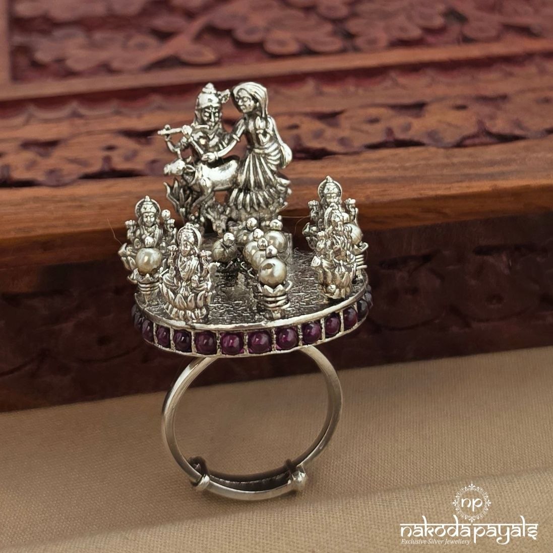 Radhakrishnan Fingering (F3009)