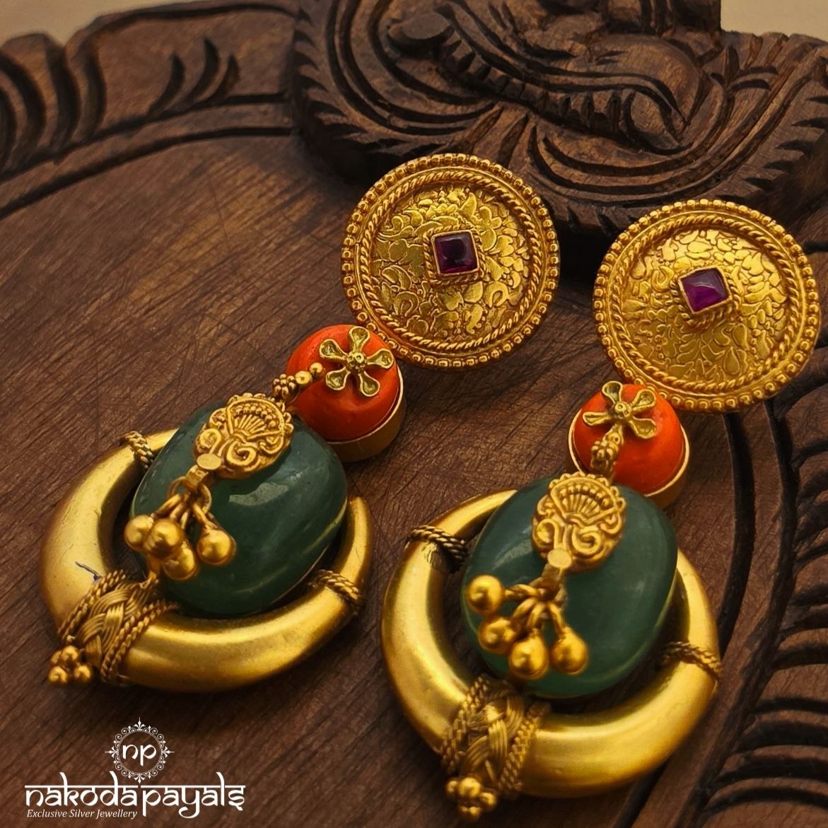 Coral Tribal Chandbali (Ge11543)