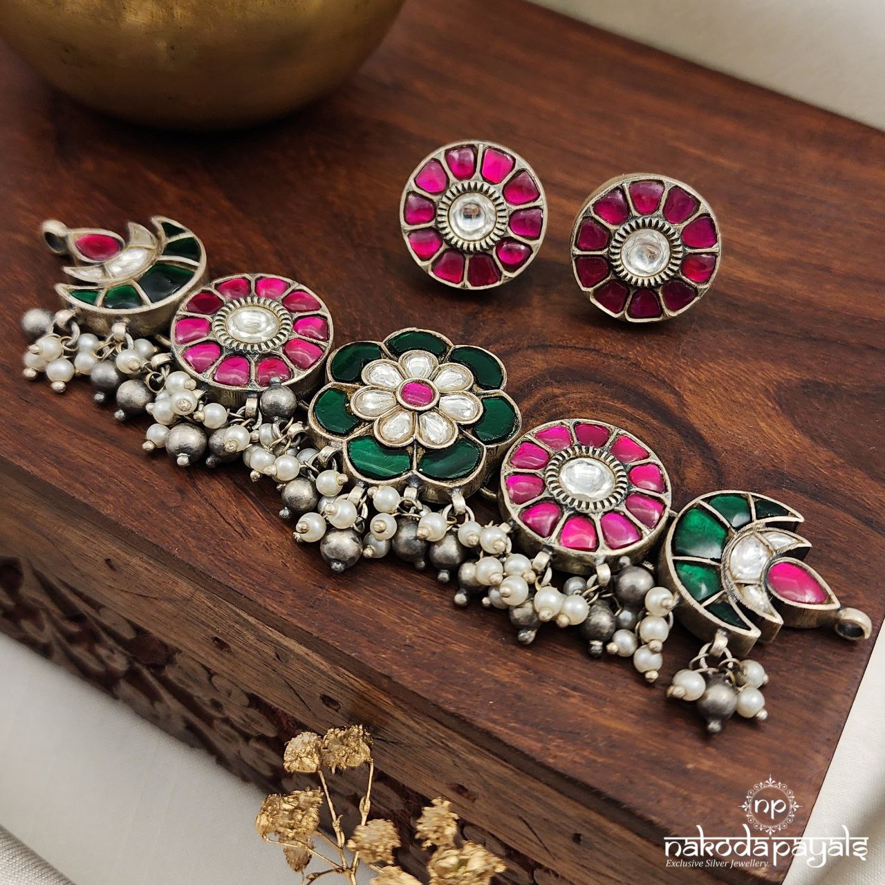 MultiColor Kundan Neckpiece with earrings (N10670)