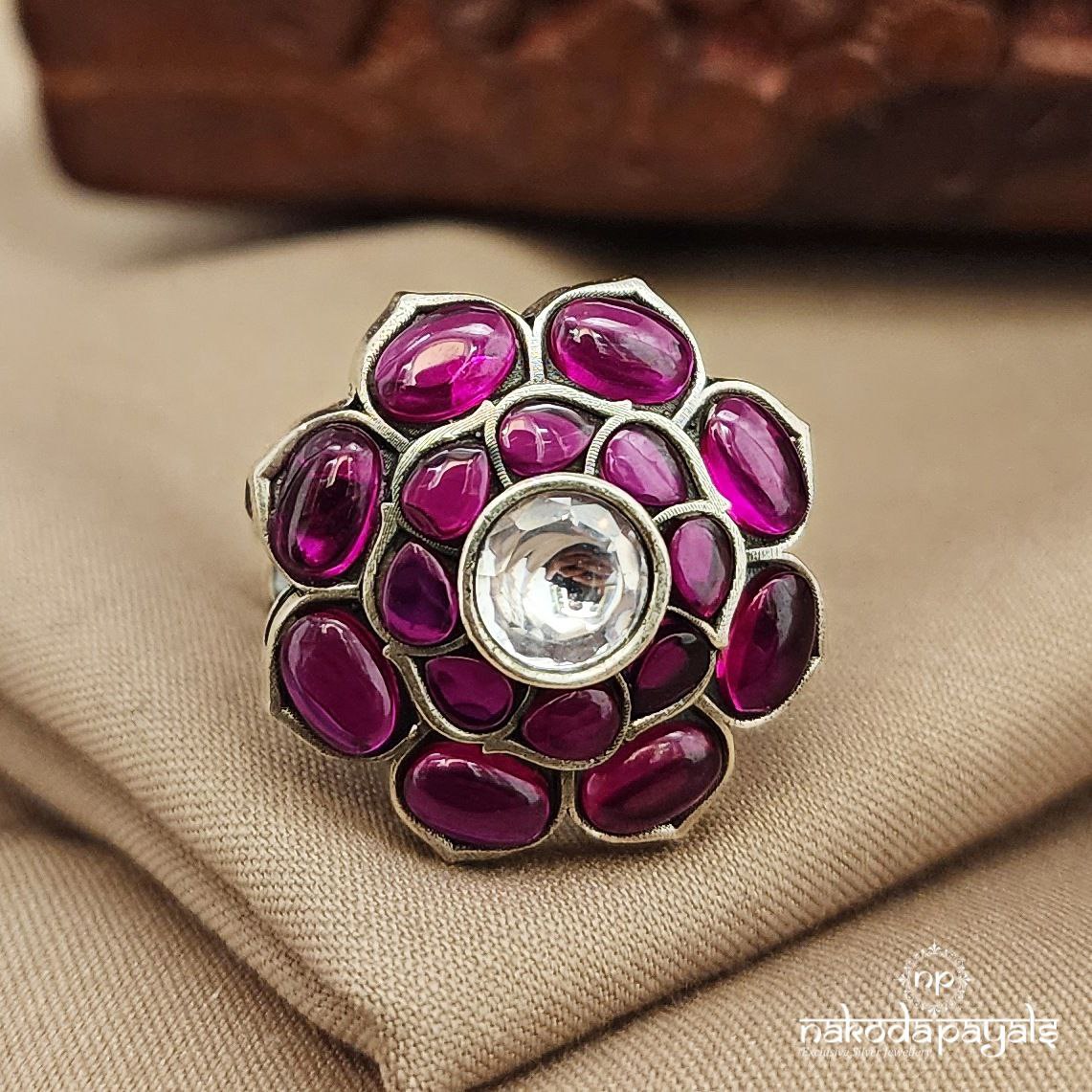 Pretty Pink Finger Ring (F2731)