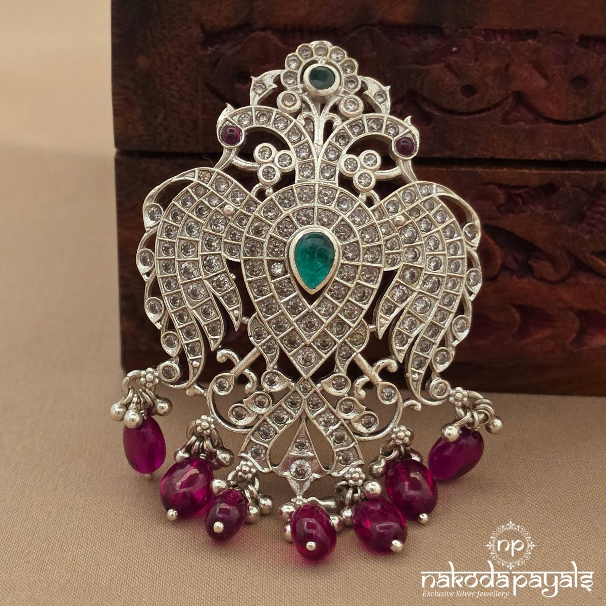 Eye-Catching Gandaberunda Pendant (P2682)