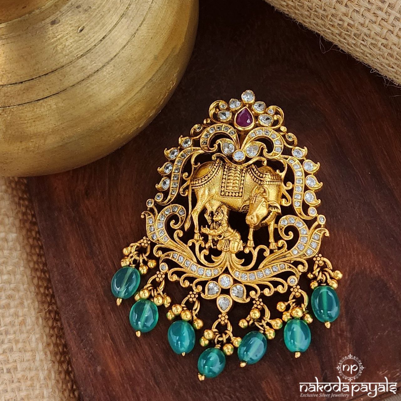 Scared Green Drop Krishna Pendant (Gp2086)