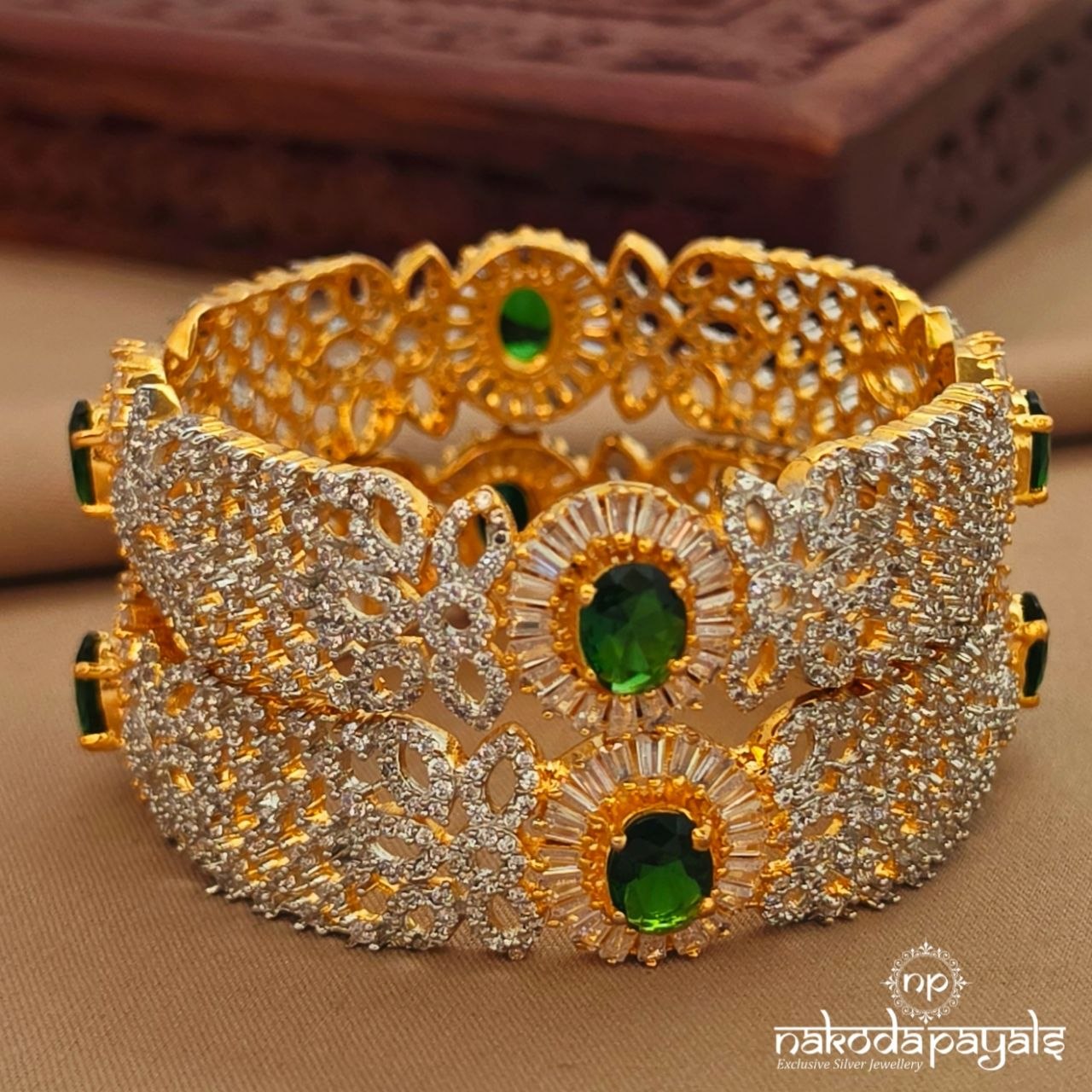 Emerald Green Bangles (2.4) (Gk3278)