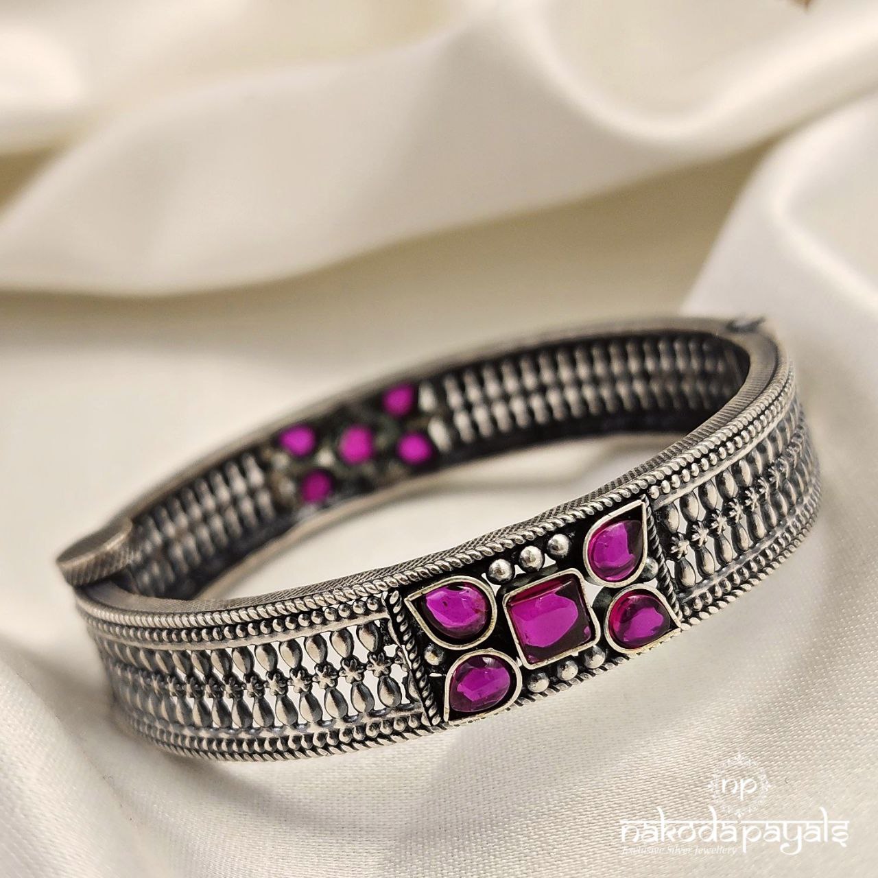 Pink Square Grace Single Kada (K5067)