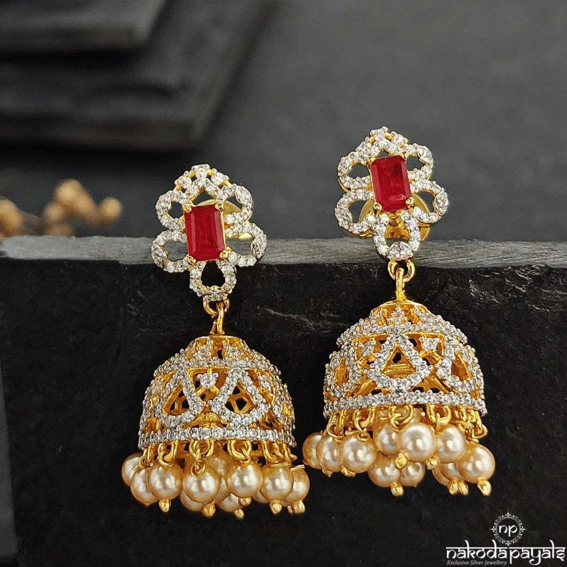 Rectangular Red Jhumka (Ge8828)