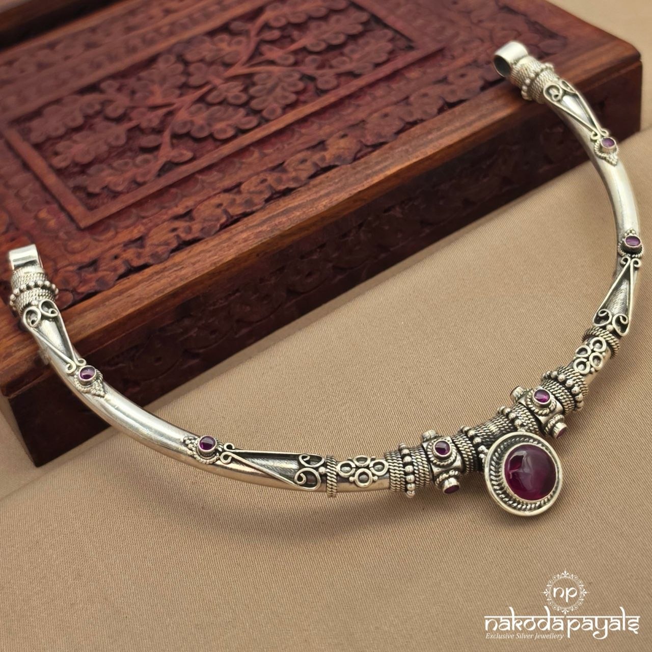 Ruby Oxidised Hasli (N11880)