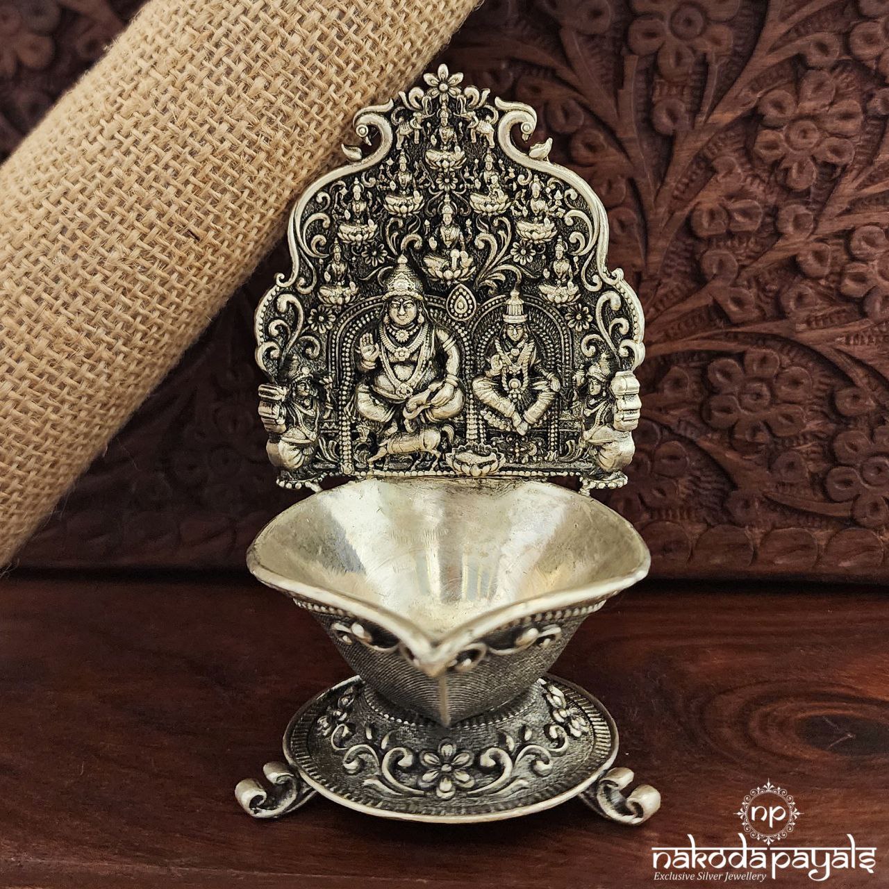 Asta Lakshmi Kamakshi Deepa (Aa1467)