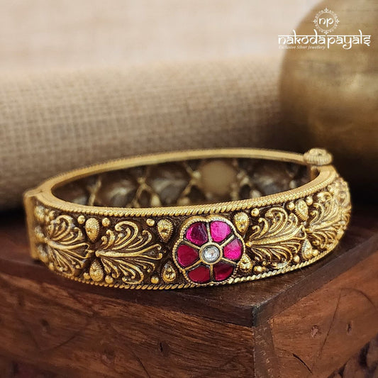 Kundan Grace Screw Kada (Gk2809)