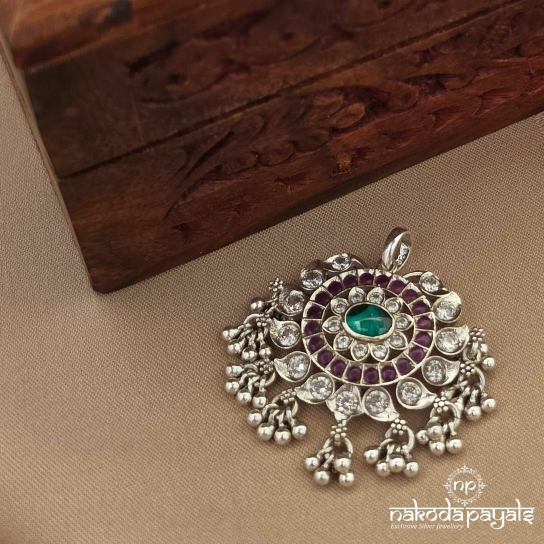 Exquisite Floral Pendant (P2680)