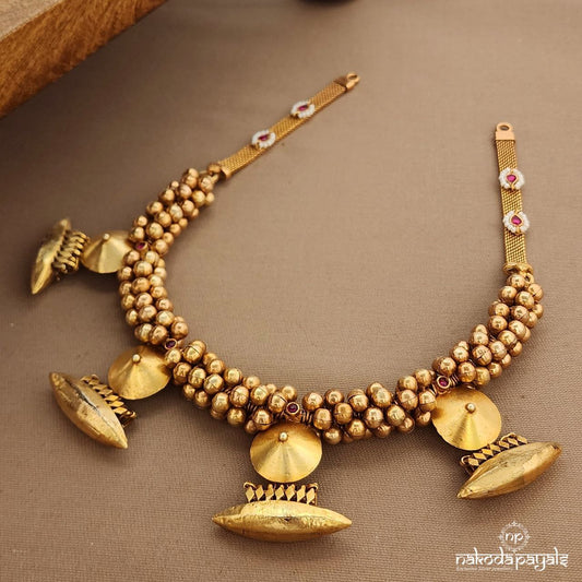 Ball Tribal Kundan Neckpiece (Gn9540)
