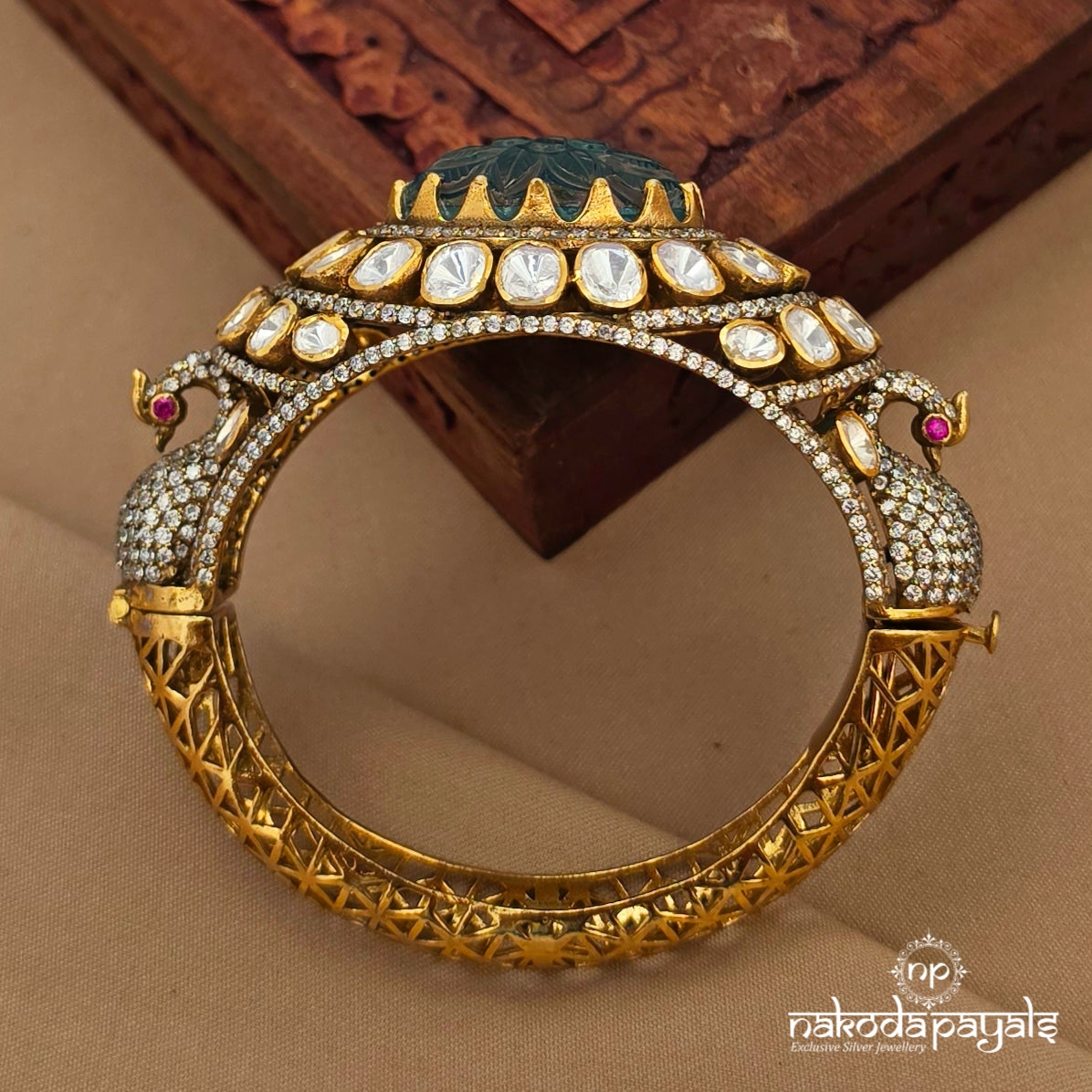 Moissanite Exquisite Peacock Screw Kada(Gk3342)