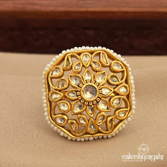 White Kundan Floral Finger Ring (F3007)