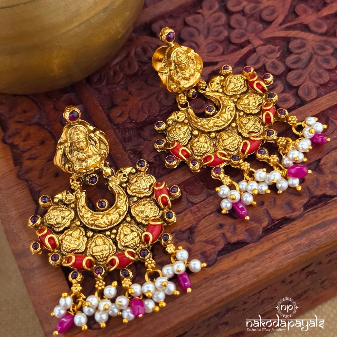 Coral Lakshmi Pearl Chandbali (Ge11180)