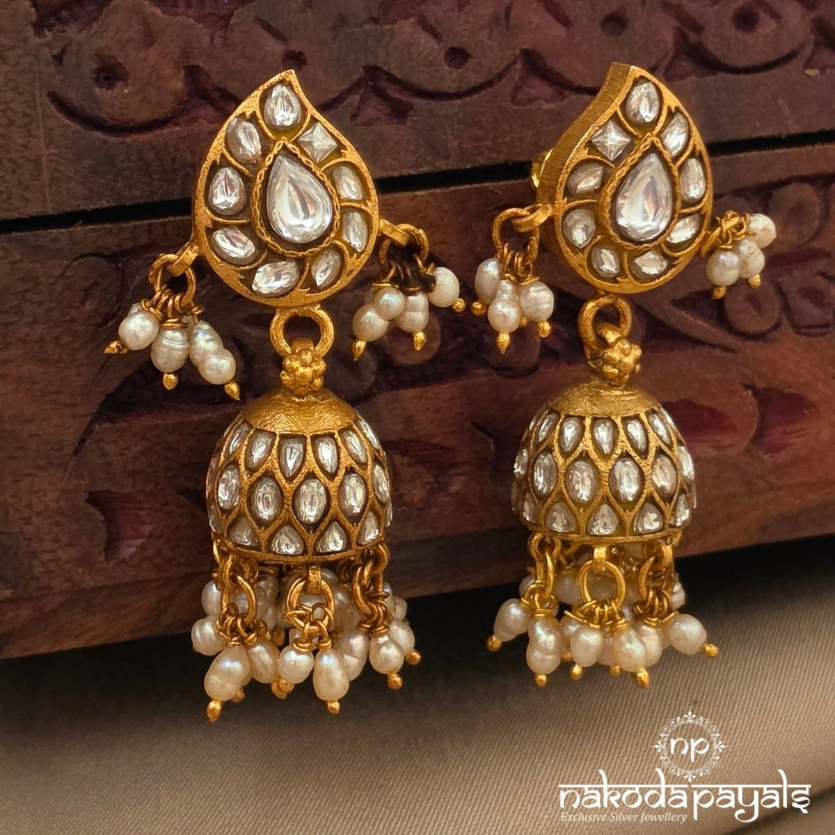 White Mango Pearl Jhumka (Ge11475)