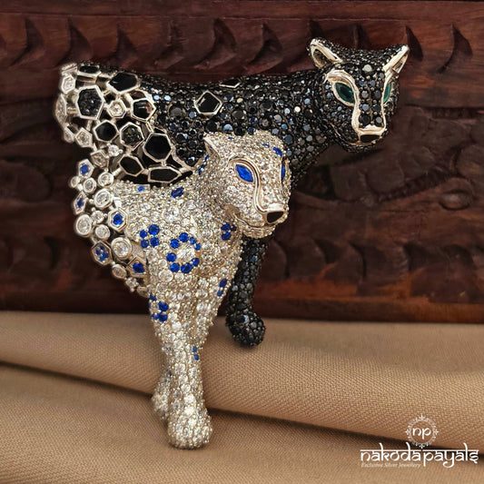 Gorgeous Elegance Tiger  Brooch (St4084)
