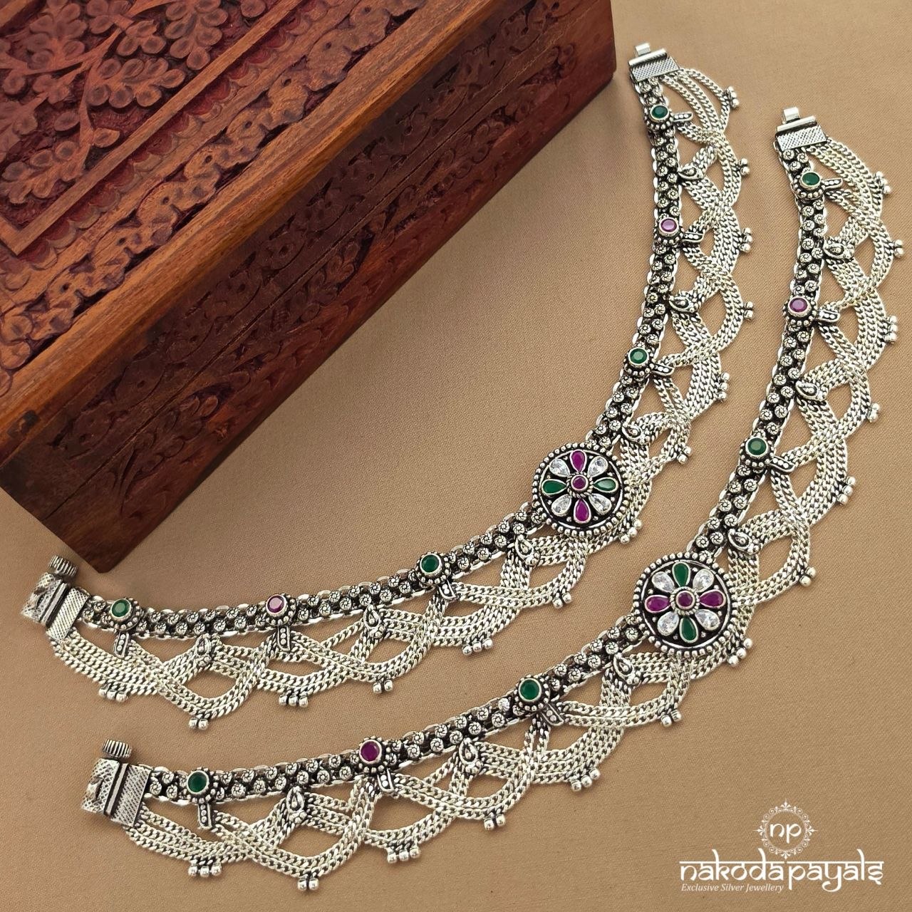 Elegant Kemp Floral Anklets (A7071)