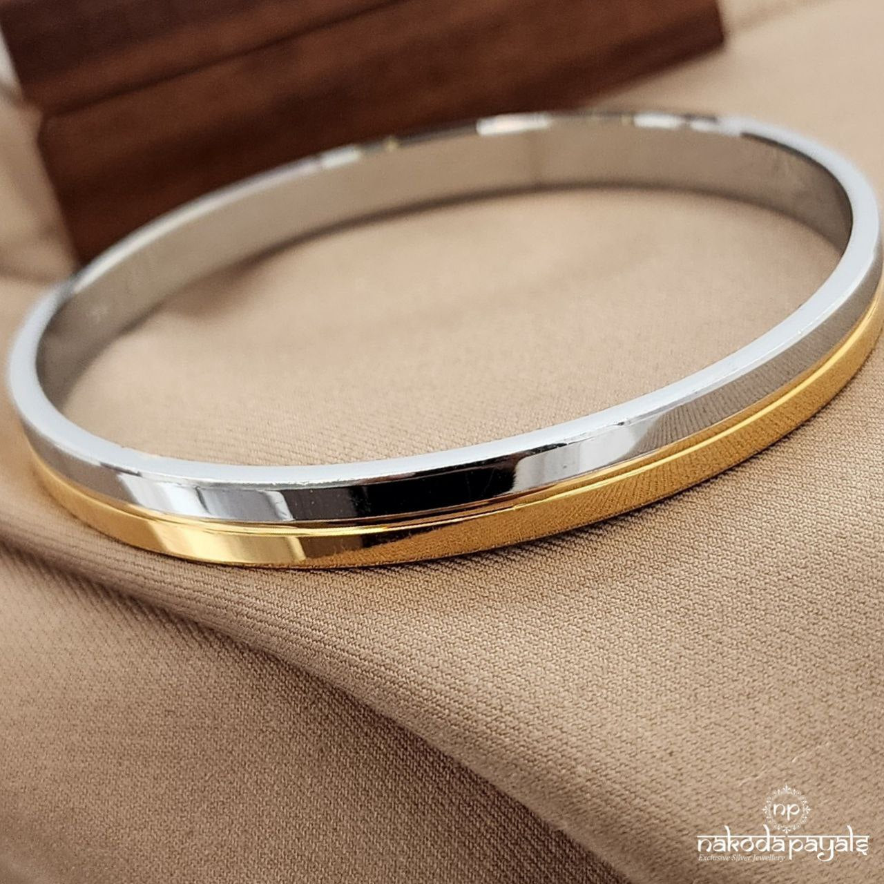 Designed Single Men's Kada (Mc1030-32)