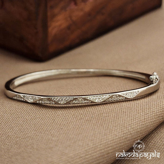 Wavy CZ  Kada (St3779)