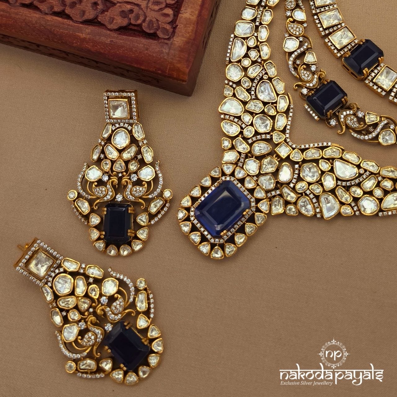 Rectangular Blue Neckpiece With Earrings (Gn10090)