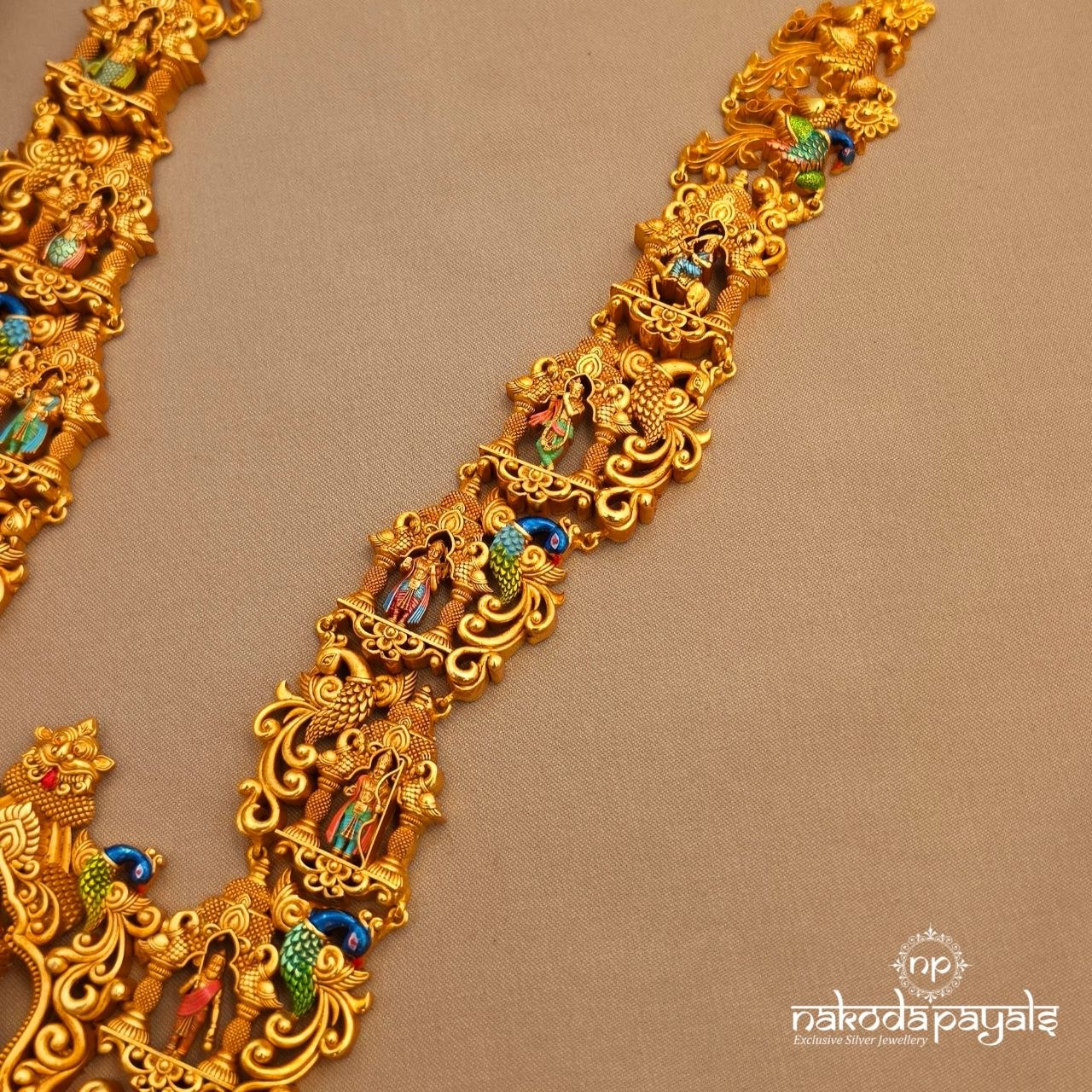 Eye-Catching Traditional Lakshmi Neckpiece (Gn10185)