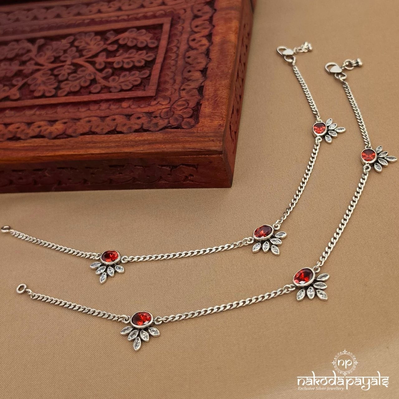 Sparky Oval Anklets (A6940)