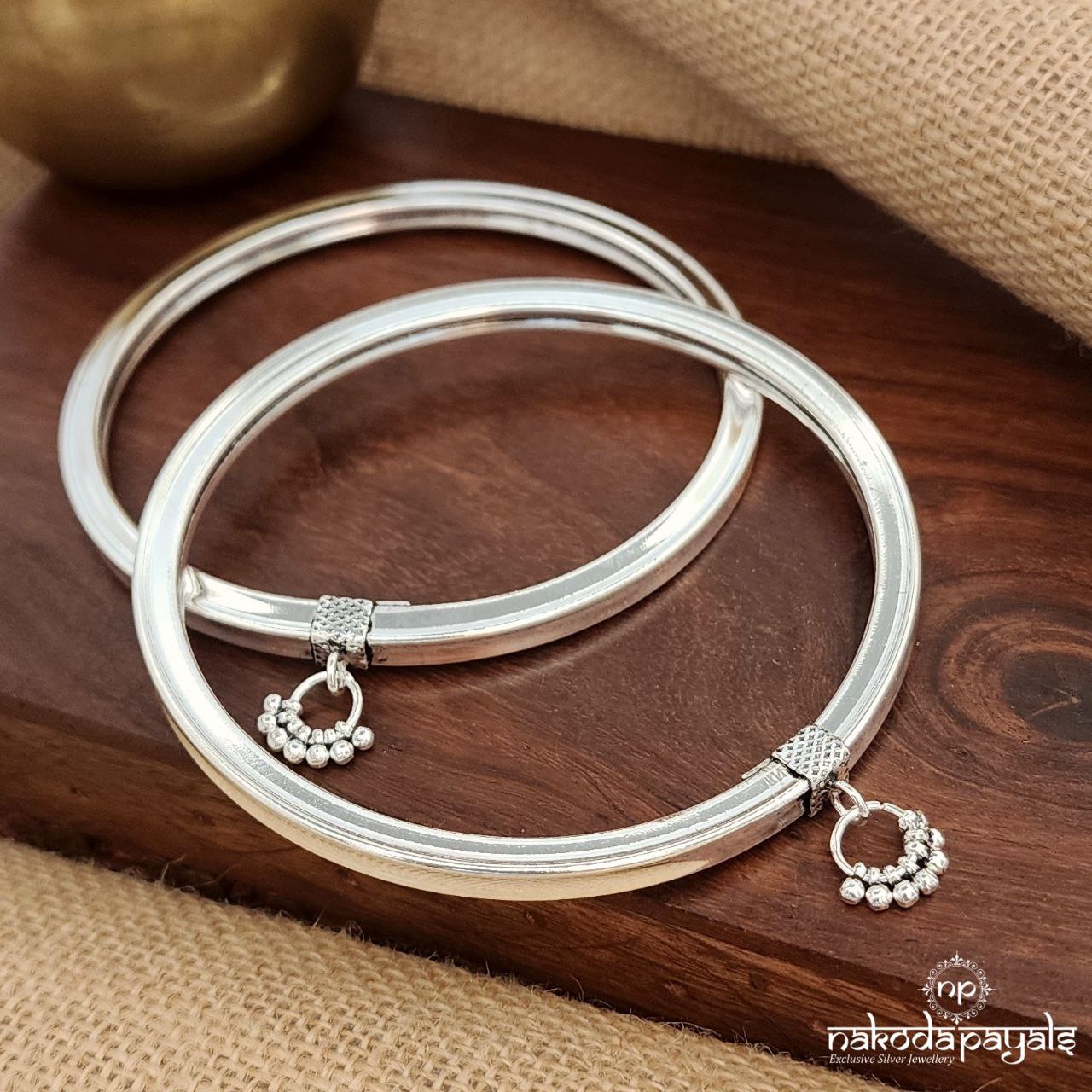 Squarish Ankle Kada (Ak2270)