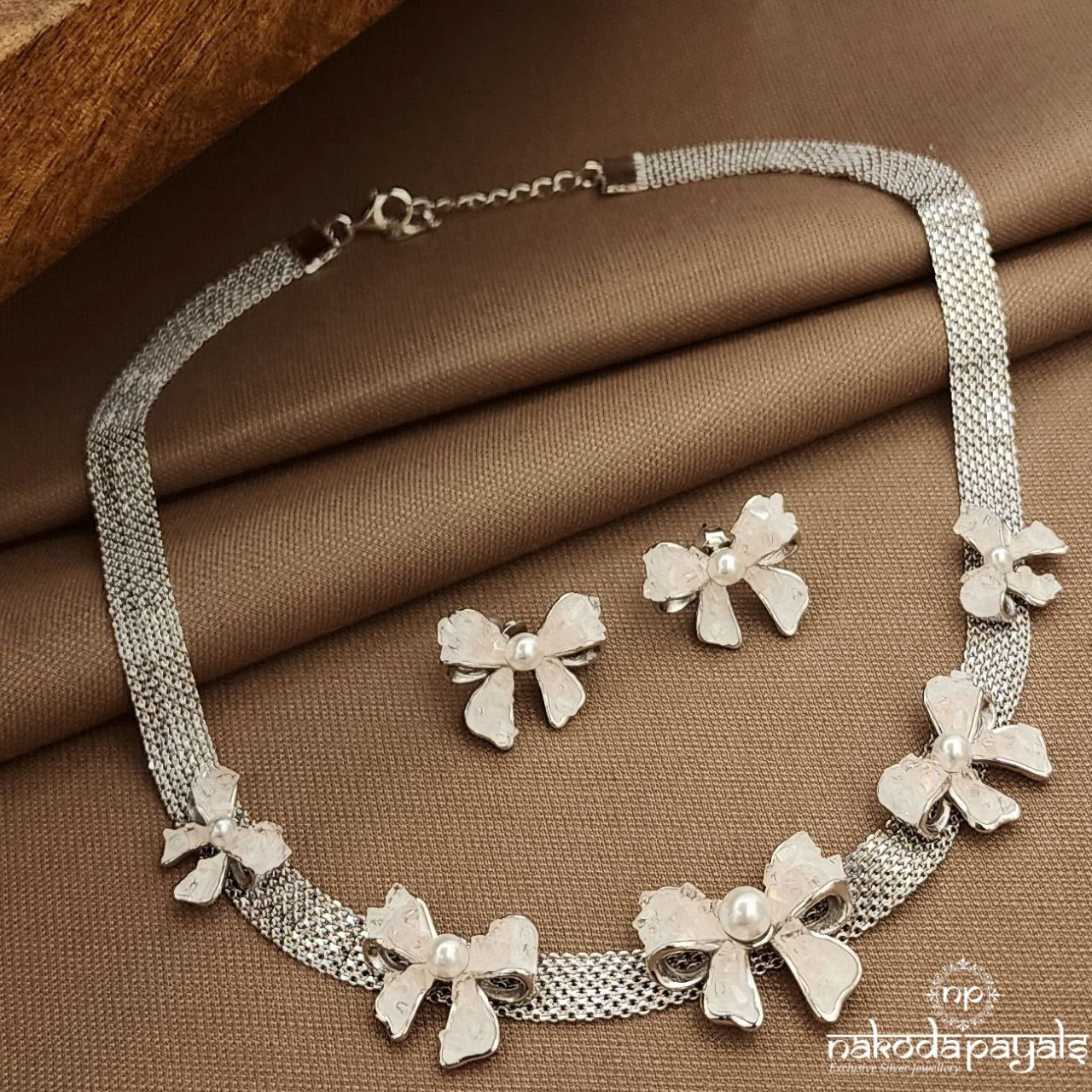 Pinkish Bow Neckpiece With Earrings (St3827)