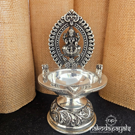 Oxidised Lakshmi Deepam (Aa1912)