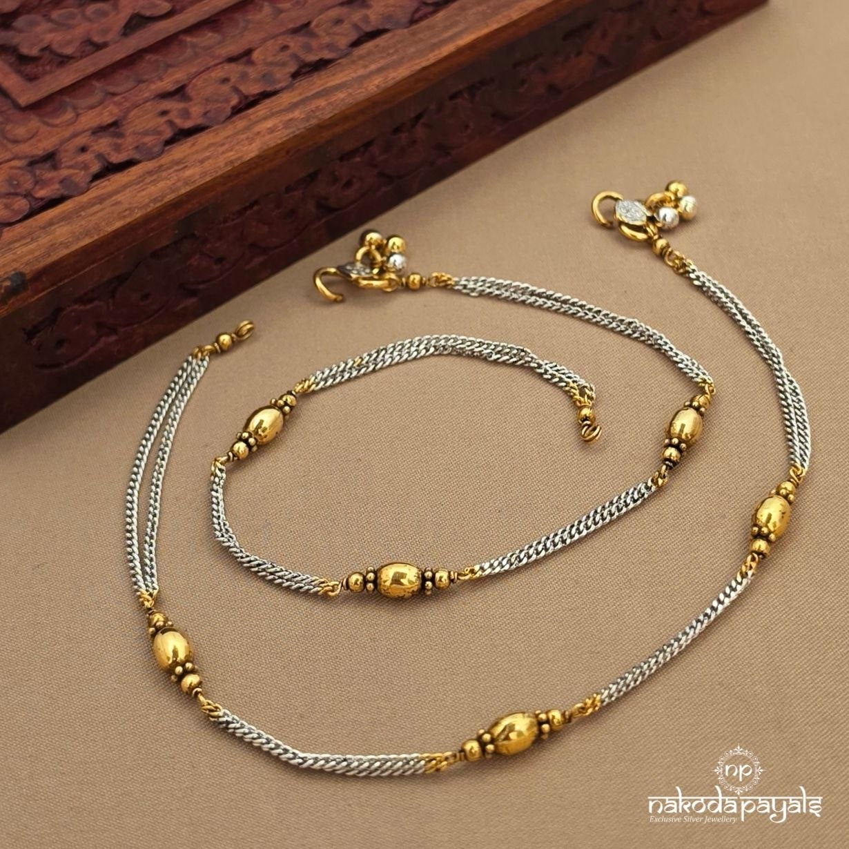 Elegant Dual Tone Anklets (A7019)