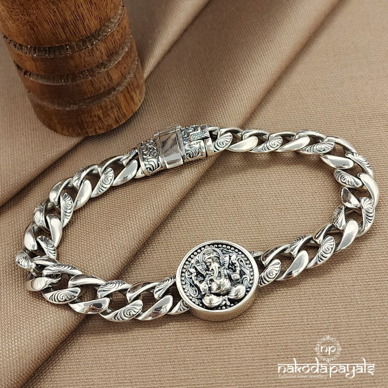 Ganesha Circular Men's Bracelet (Mc1053)