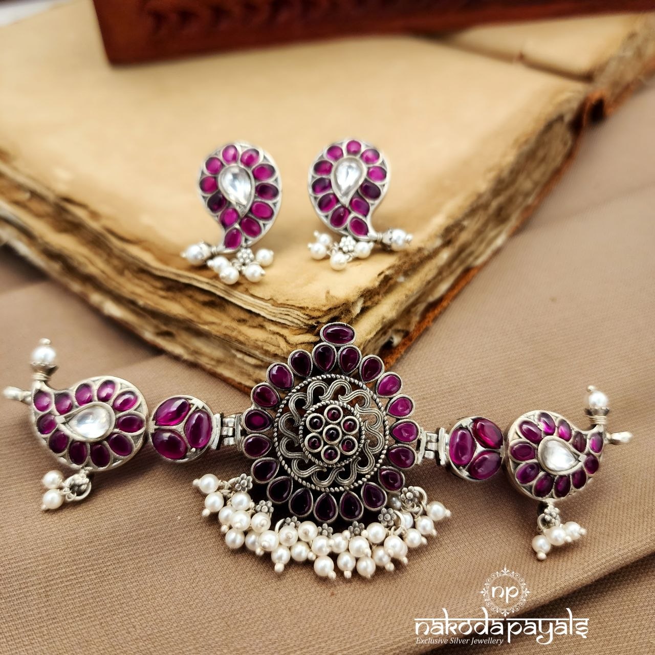 Pearly Pink Choker With Earring (N11677)
