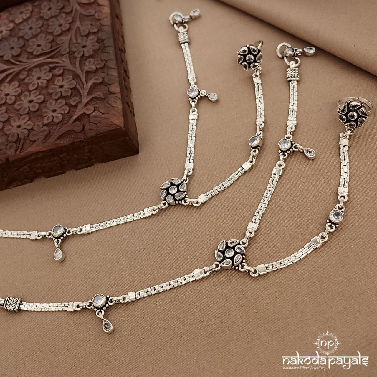 White Cutstone Pag Phool "10.5 Inch" (A6730)