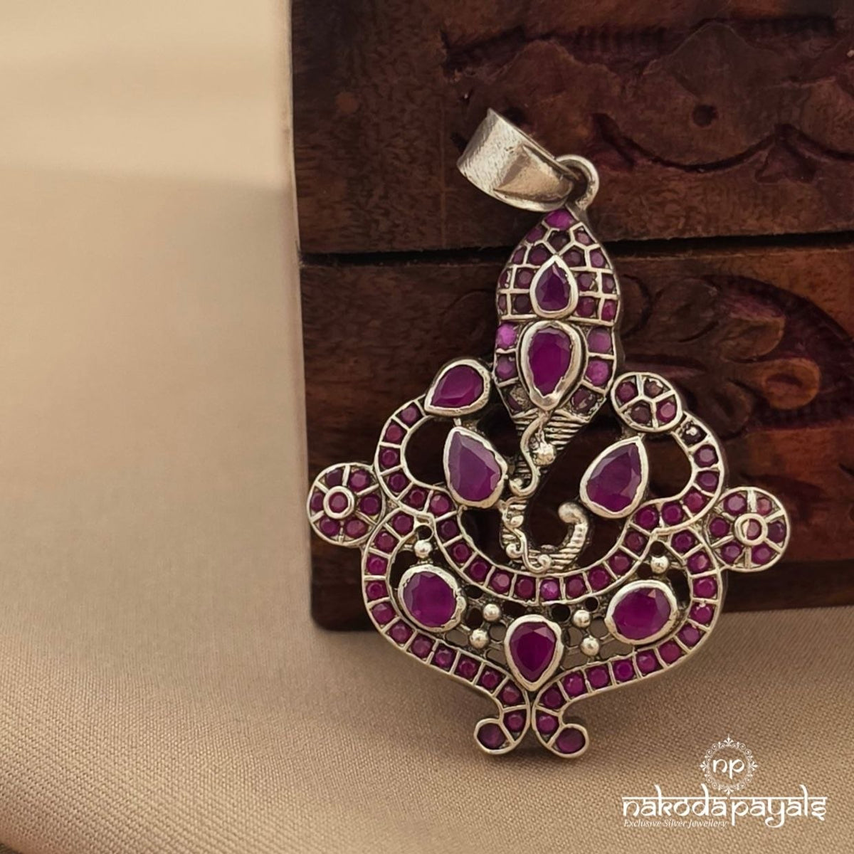 Pink Ganesha Pendant (P2672)