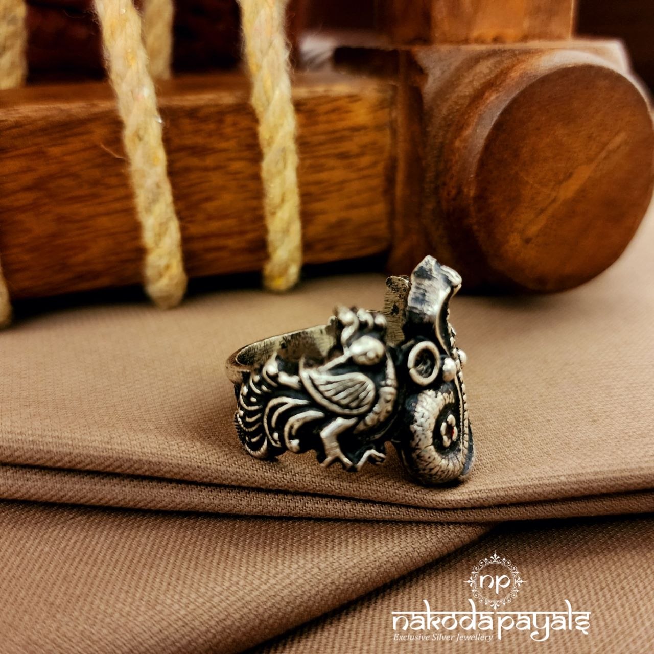 Trending Tribal Finger Ring (F2937)