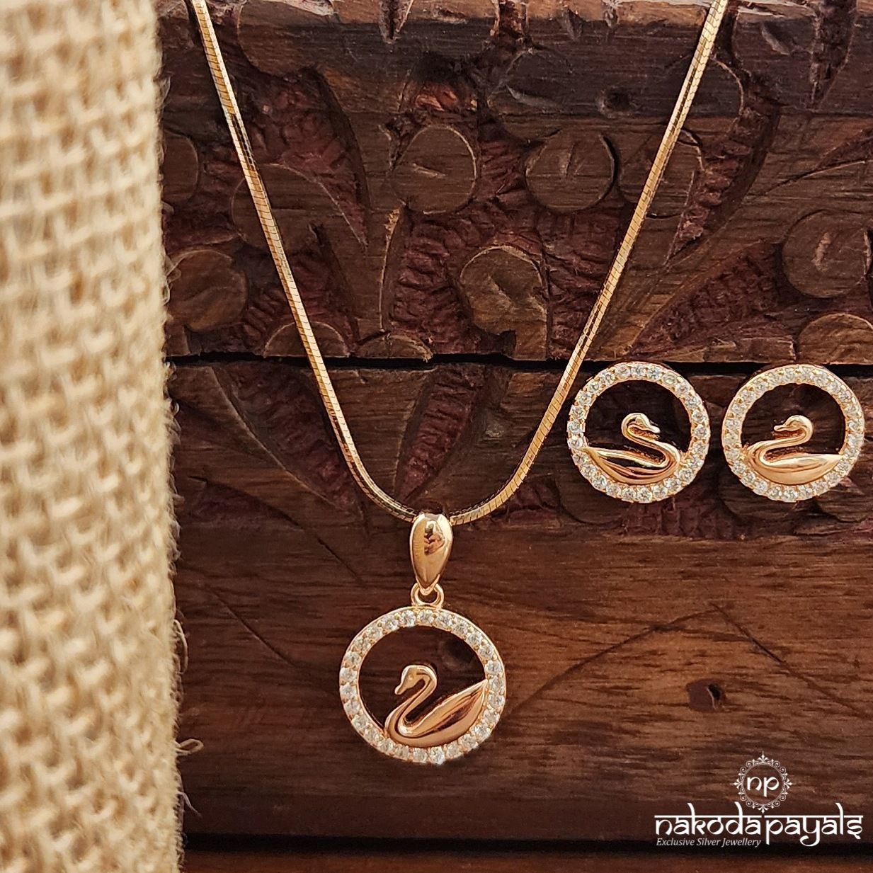 Rose Gold Circular Swam Pendant Set (St3686)