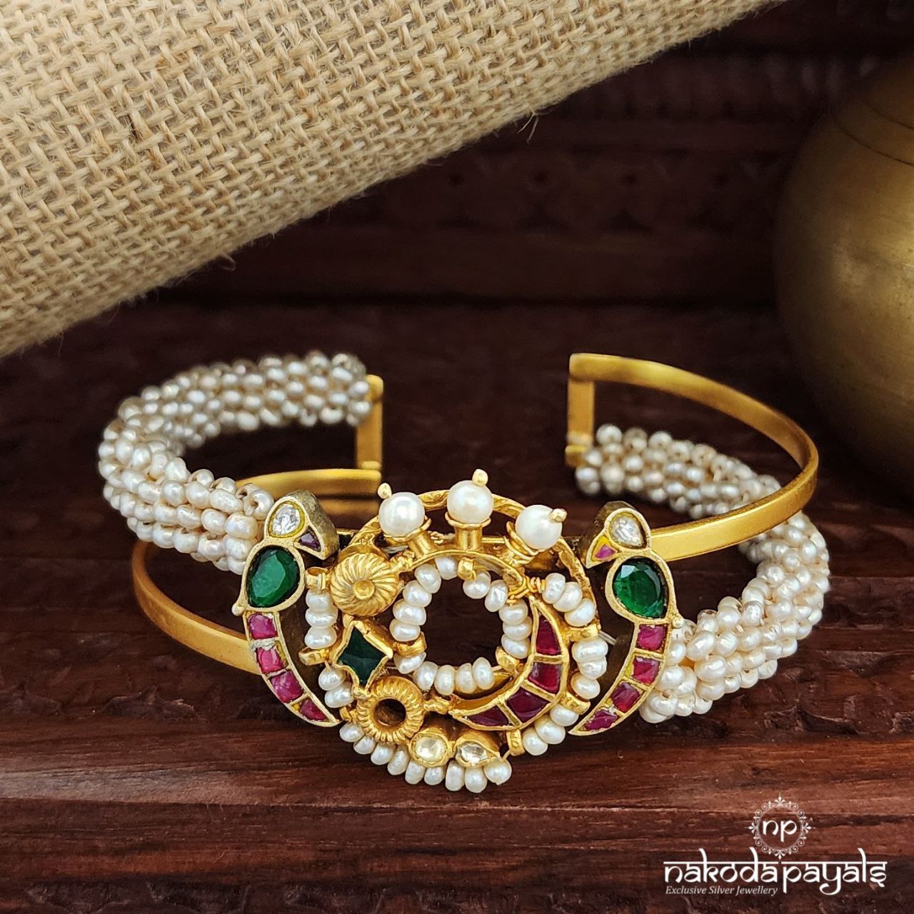 Traditional Kundan Pearled Kada (Gk3070)