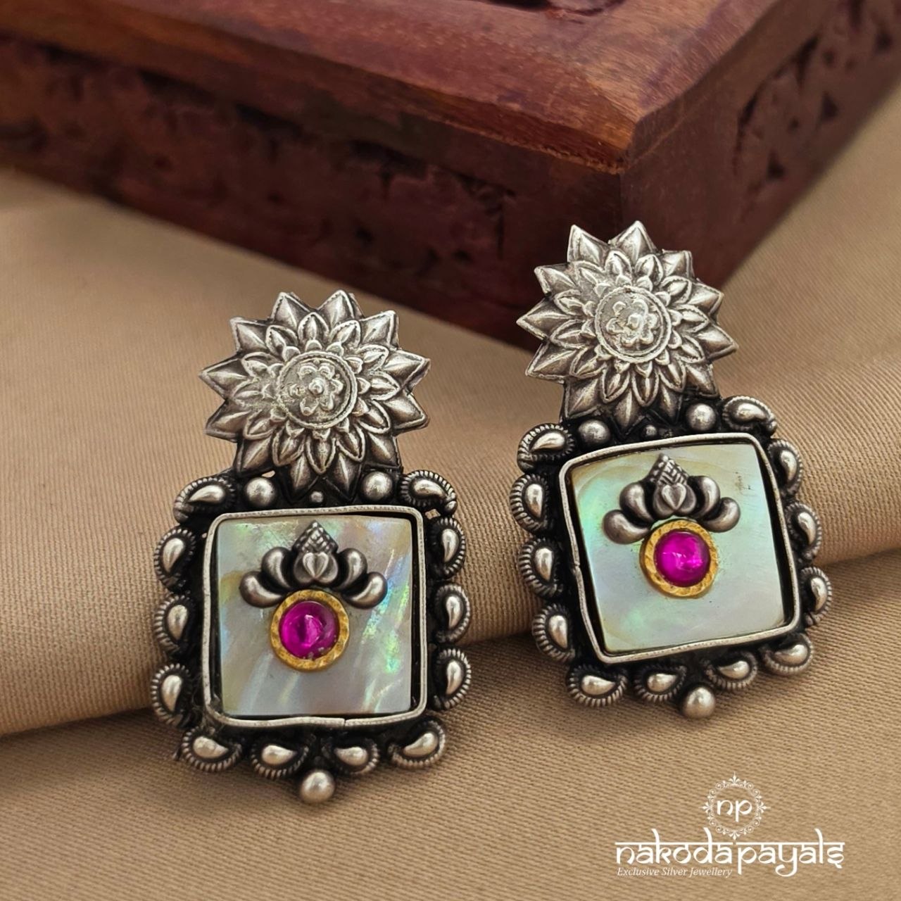 Floral MOP Earrings (C3969)