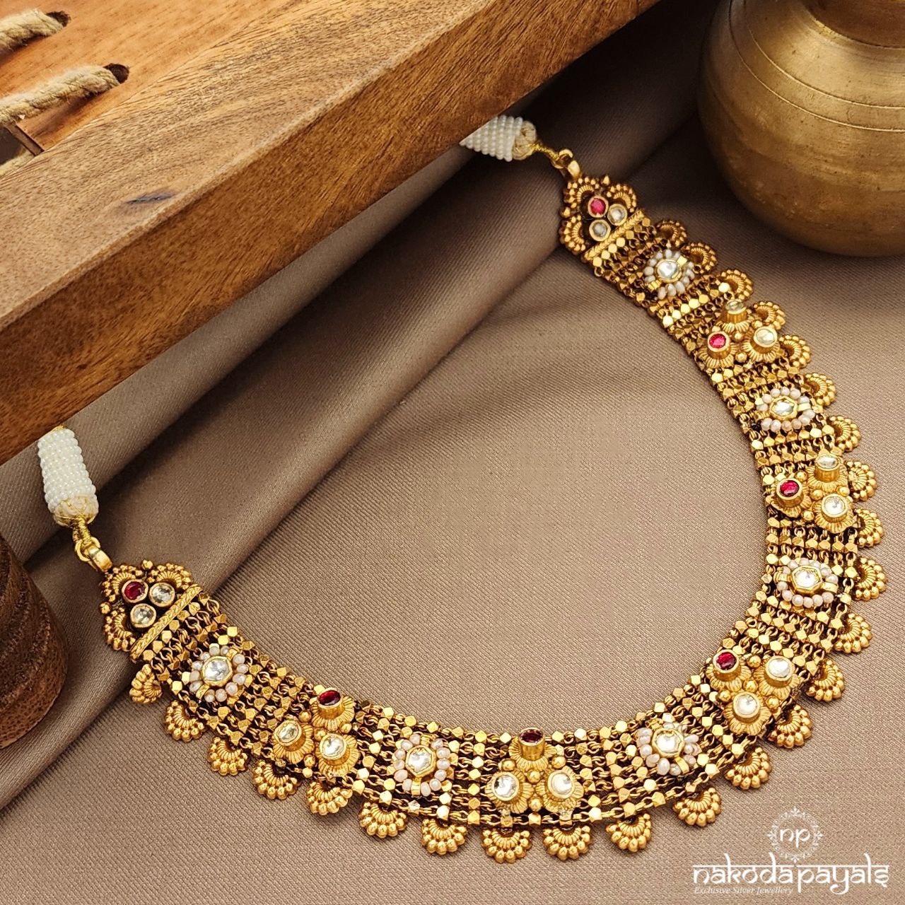 Traditional Red & White Kundan Neckpiece (Gn9313)