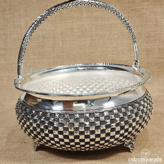 Oxidised Square Carved Basket(Aa1529)