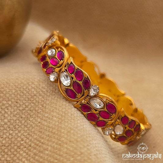Endearing Peacock Kundan Openable Kada (Gk3371)