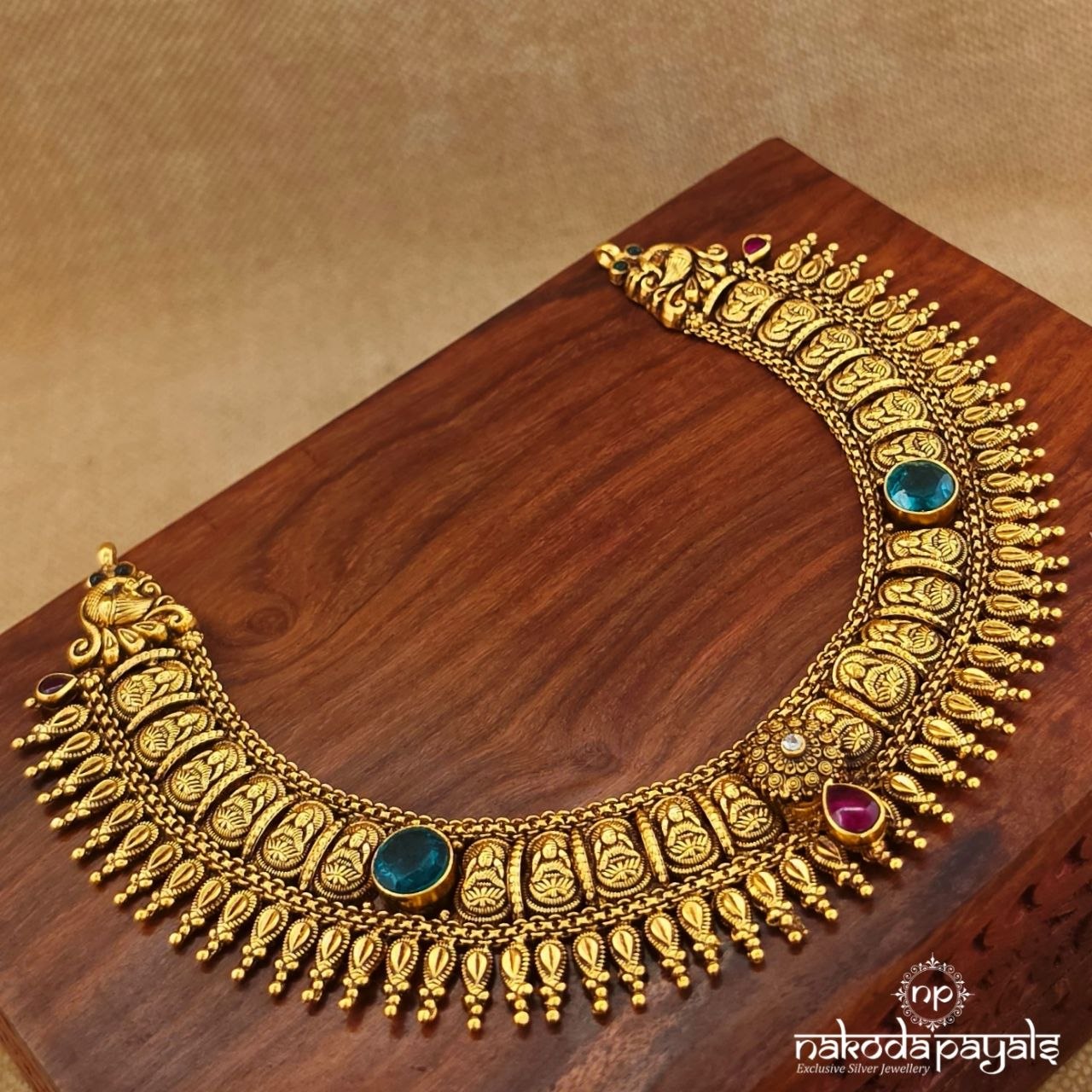 Lakshmi Traditional Neckpiece (Gn10643)