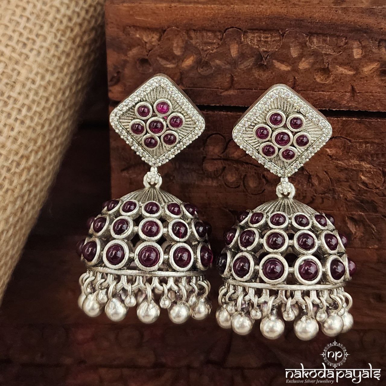 Squarish Red Jhumka (J1366)