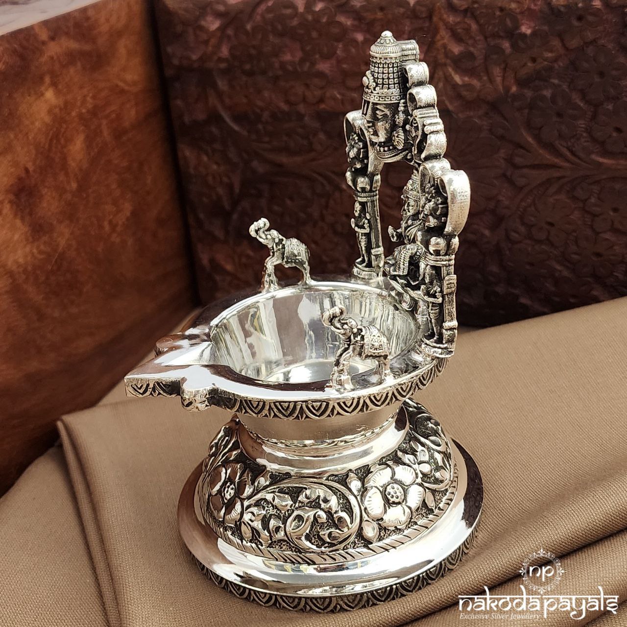 Oxidised Lakshmi Venkateshwara Kamakshi Deepam (Aa2505)