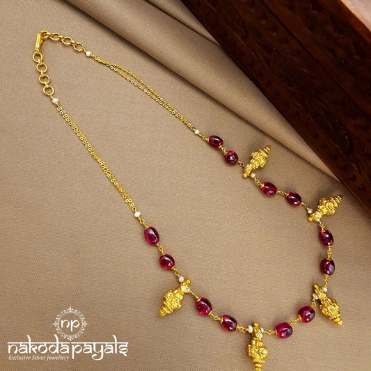 Traditional Red Neckchain (Gn9969)