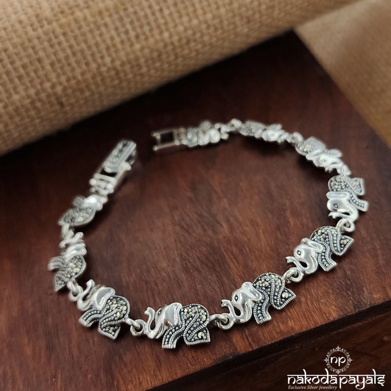Elephant Marcasite Bracelet (Br1646)