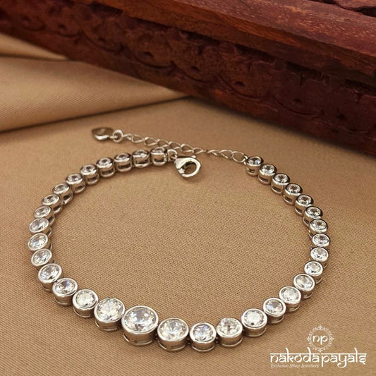 White Sparkling Bracelet (St3955)