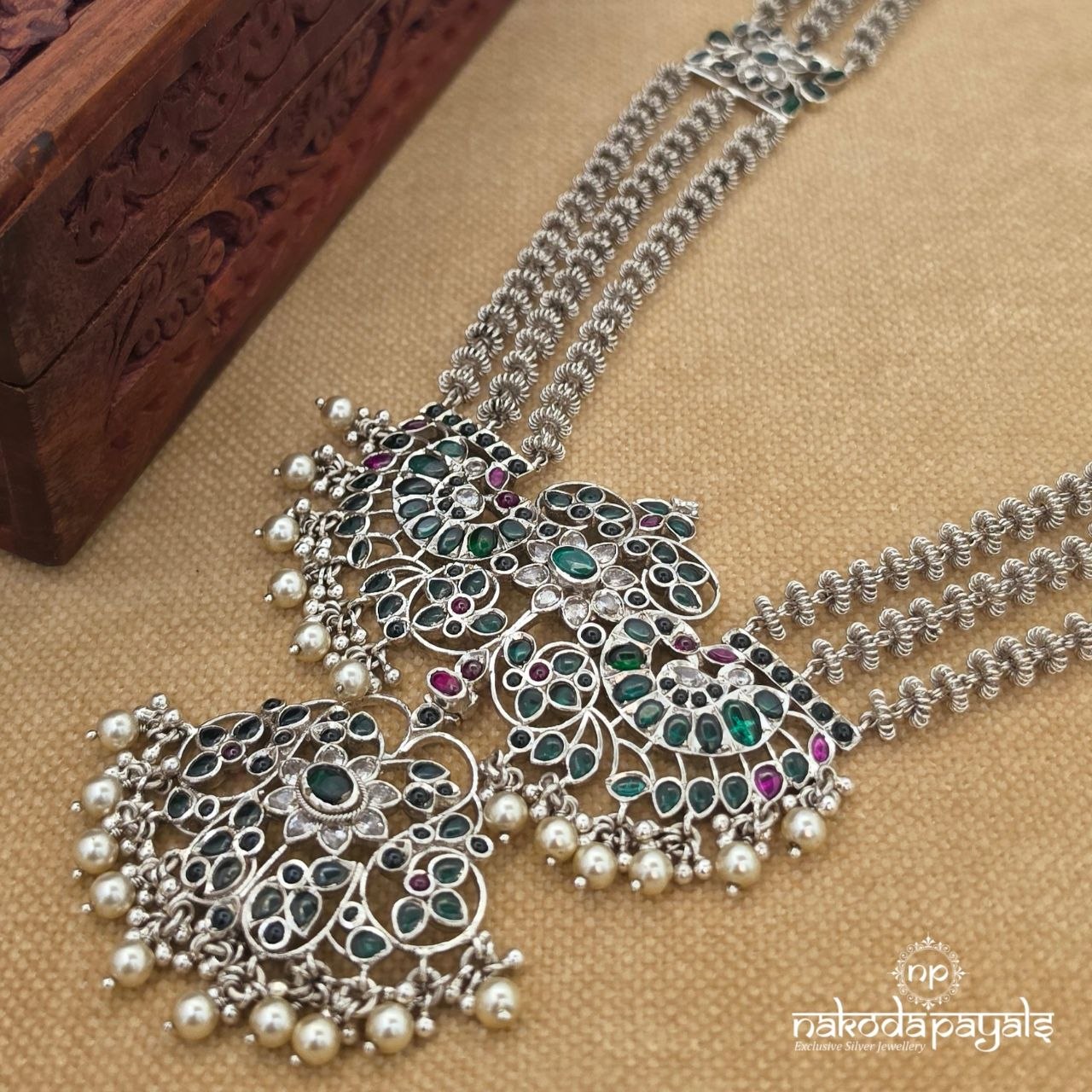 Endearing Greenish Oxidised Neckpiece (N11984)